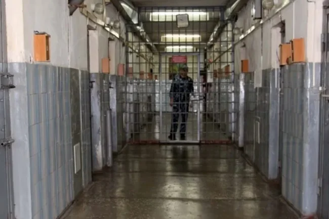 Яйця з «сюрпризом» намагались передати у Хмельницьке СІЗО