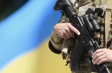 Під Кам’янець-Подільским чоловіки зібралися на заборонену хресну ходу та отримали повістки
