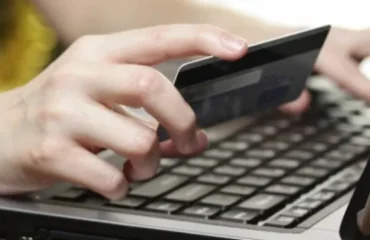 Шахрайство / фото ілюстроване