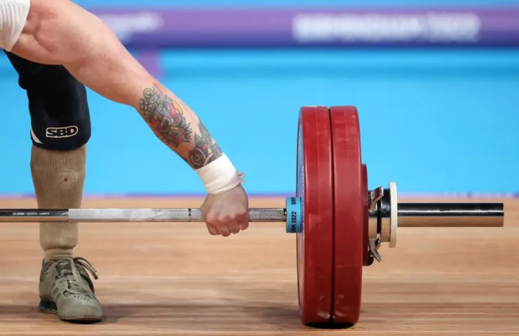 Важка атлетика / фото ілюстроване