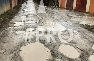 Мешканці Кам’янця скаржаться на болото та підтоплення у місті