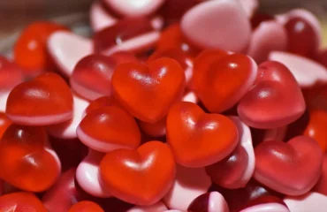 Що можна подарувати коханому у День святого Валентина