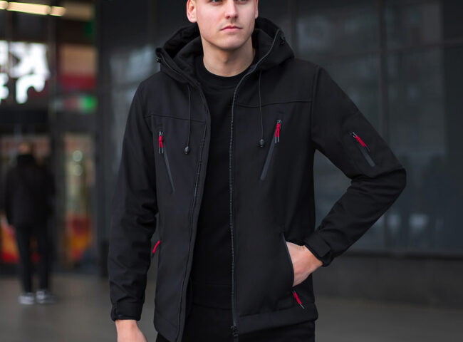 Основа демисезонного гардероба. Какие классические варианты останутся в тренде?