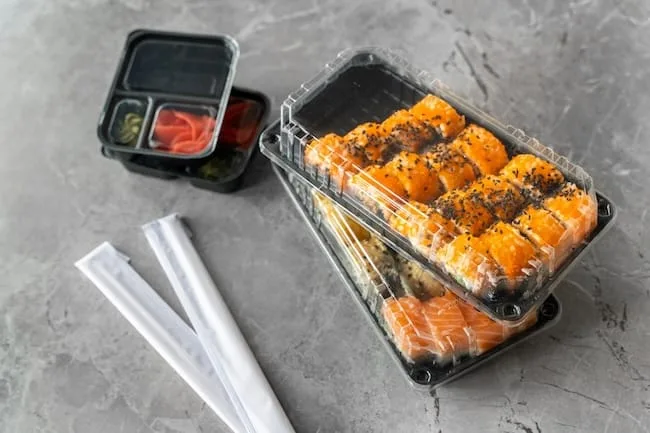 Чому варто обрати одноразовий посуд та пакування для суші від Sushipack