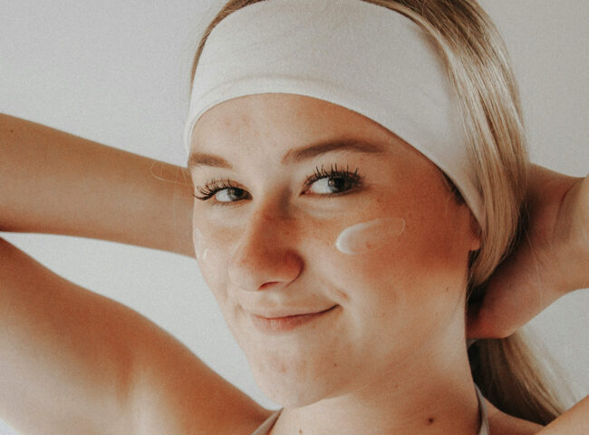 Підбір ідеального денного крему для вашого типу шкіри: поради та рекомендації