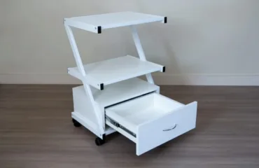 Плюсы косметологических тележек