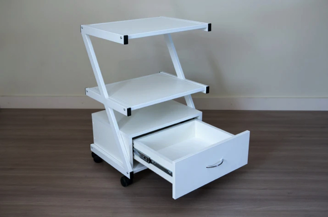 Плюсы косметологических тележек