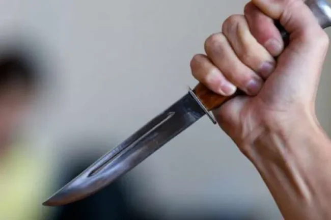 На Хмельниччині працівника ТЦК вдарили ножем