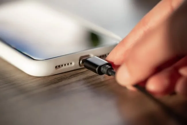 Микро USB: маленький разъем с большими возможностями