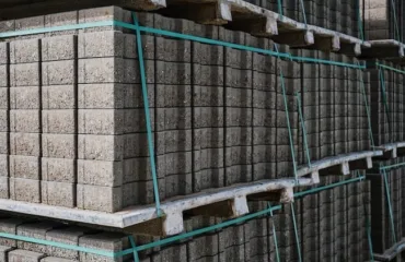 Блоки для паркану: сучасне рішення для надійної огорожі