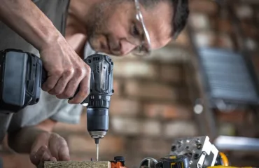 Що має входити у набір інструментів для дому