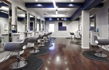 Как выбрать идеальное кресло для парикмахерской: советы профессионалов