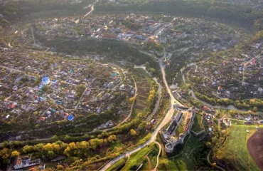 Цікаві місця Кам'янця-Подільського і Бакота: що подивитися на Хмельниччині