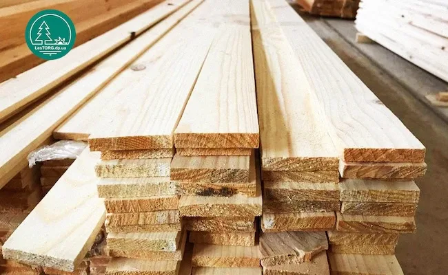 Где и почему применяется рейка деревянная?