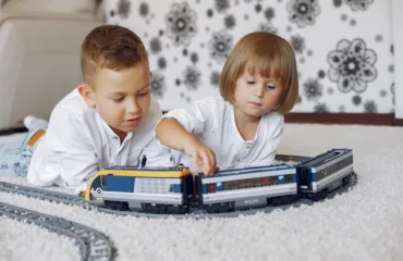 Поради, як купити дитячу залізну дорогу на різний вік
