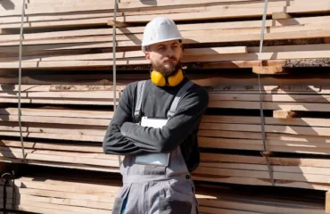 Рейка деревянная — особенности, сфера применения и почему выгодно покупать их у производителя