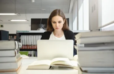 Які причини купити готову курсову, а не писати самостійно