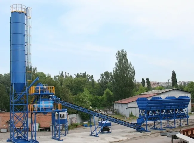 Надійне обладнання для АБЗ: де вигідно купити бетонозмішувальну установку в Україні