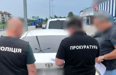 Депутат із Кам’янця-Подільського “не згадав” про літак у декларації