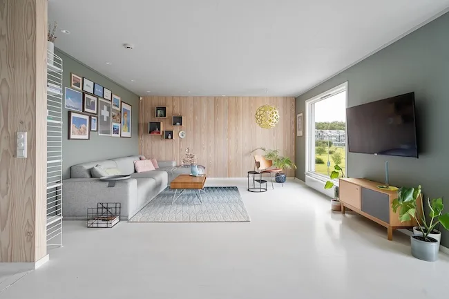 Як обрати телевізор з великим екраном та де його купити у Кам'янець-Подільському за вигідною ціною