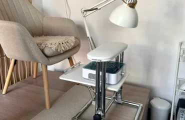 Настольная вытяжка для маникюра — чистый воздух, уверенность мастера и доверие клиентов