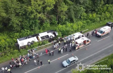 Інцидент стався 23 червня близько 16:45 на трасі поблизу села Шатава Маківської громади