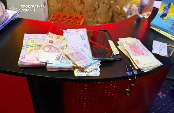 На Камʼянеччині накрили підпільні гральні заклади: вилучили 130 тисяч гривень