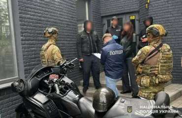 Жителя Хмельницького району підозрюють в організації незаконного переправлення військовозобов
