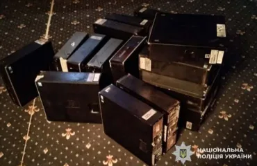 Два підпільні гральні заклади закрили на Шепетівщині
