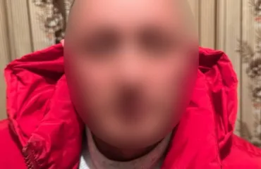 На Камʼянеччині засудили зловмисника, який ґвалтував свою малолітню падчерку
