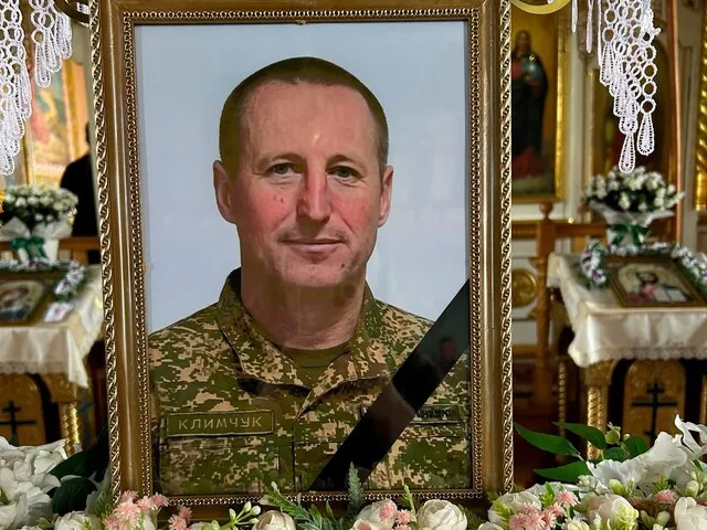Життя трьох воїнів з Хмельниччини обірвалося на війні