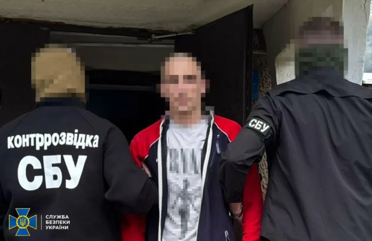 На Хмельниччині затримали агента ФСБ, який готував координати для ракетних ударів