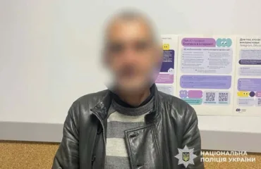 В обкраданні автомобіля підозрюють 47-річного хмельничанина, який  раніше вже  притягувався до кримінальної відповідальності