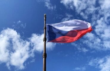 Безкоштовні курси чеської тепер доступні не для всіх біженців